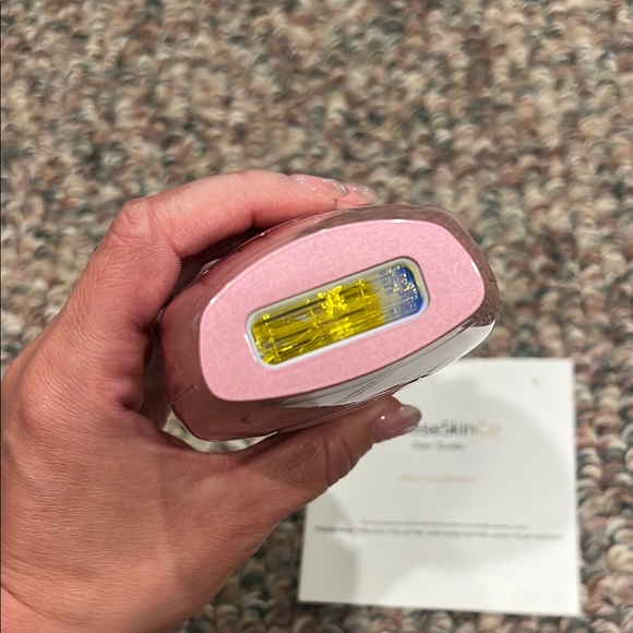 RoseSkinCo Pink Hair Removal Device - Picture 3 of 4